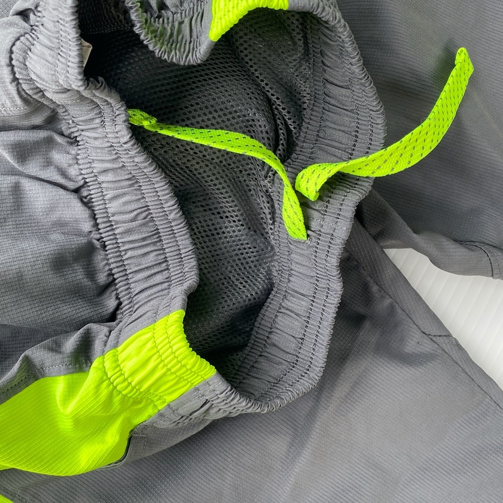Under Armour Pants & 1/4 Zip Pullover XS & S - Picture 13 of 15